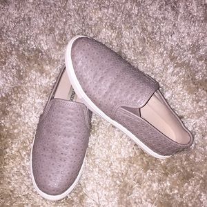 STEVE MADDEN SLIP ONS